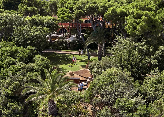 Hotel Village - Le Palme Santa Margherita di Pula